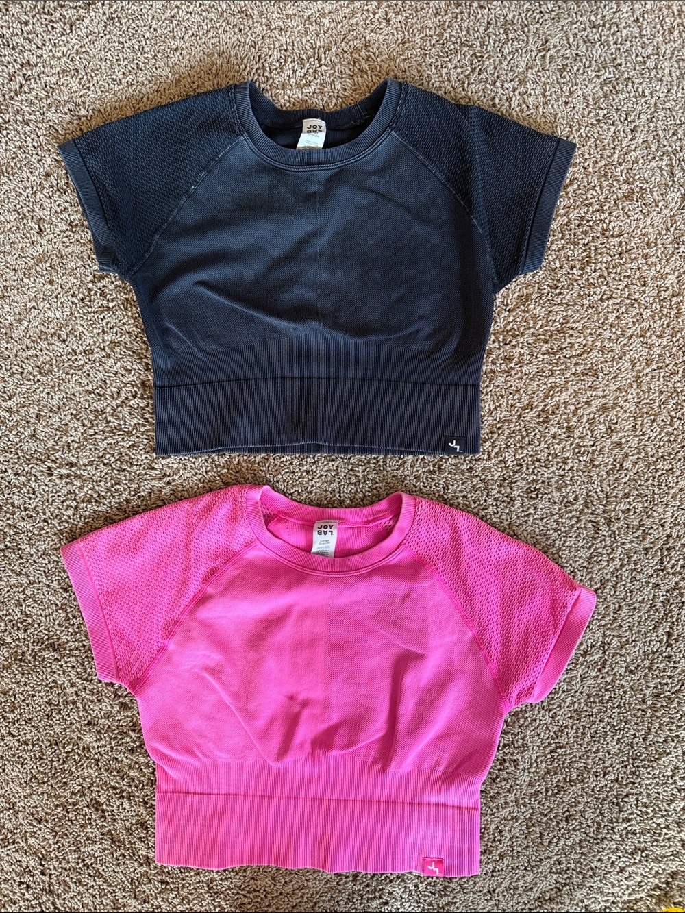 JoyLab Cropped Active Top - Black and Bright Pink